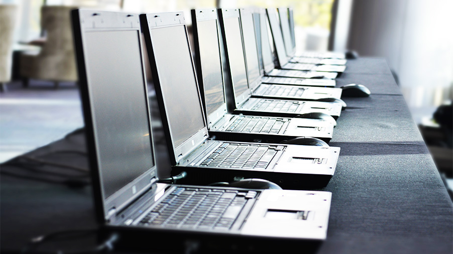 alquiler de laptops para exposiciones